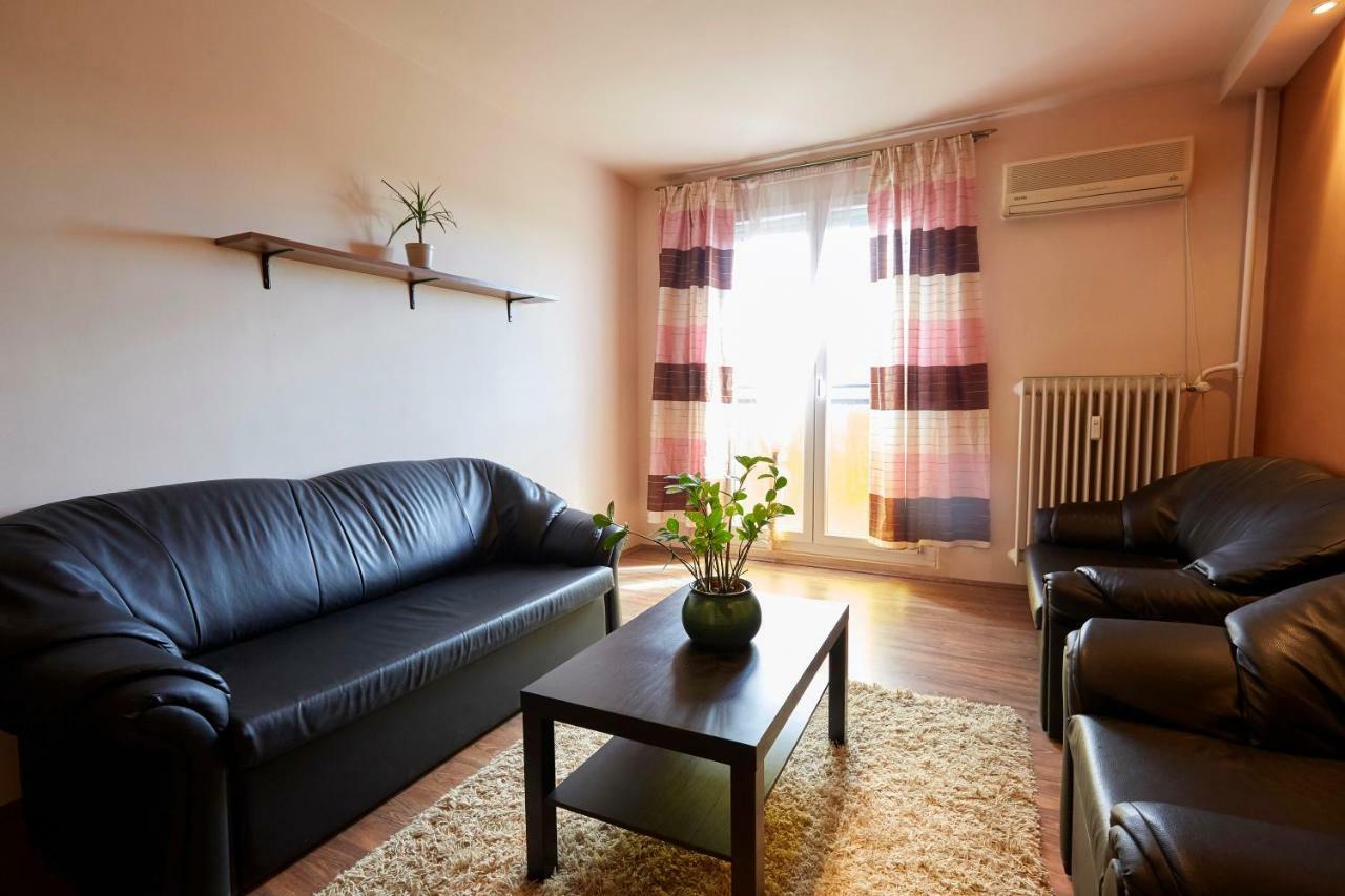 Egyetemváros - A. apartman Pécs Esterno foto
